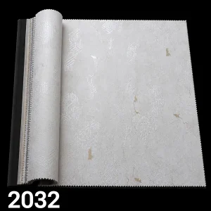 کاغذ دیواری استوک سفید با طرح بافت کلاسیک و جزئیات طلایی مدل 2032